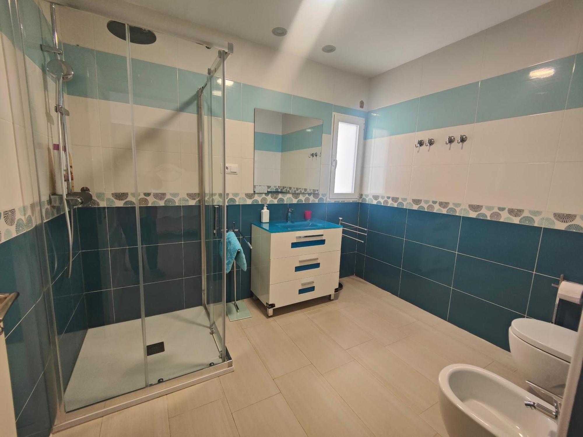 Chalet Con Piscina Y Jacuzzi En Madrid Alquila Habitaciones Algete Ngoại thất bức ảnh